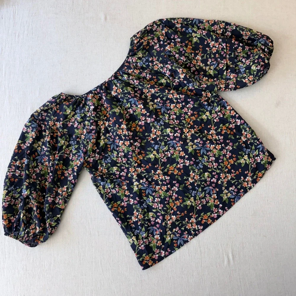 Jade Johnny Was Navy Floral 100%‎ Silk Puff Sleeve Tie Neck Blouse Small